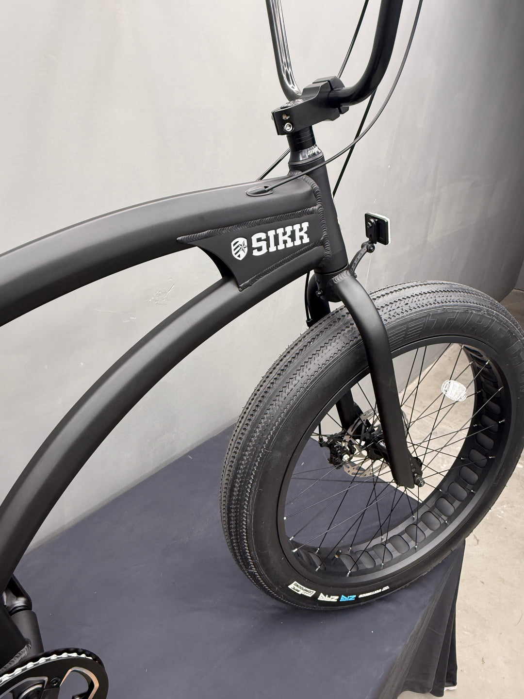 SIKK SS Aluminum Frame Flat Black 7 Speed UFO Fat Tire Cruiser - SIKK BICYCLES