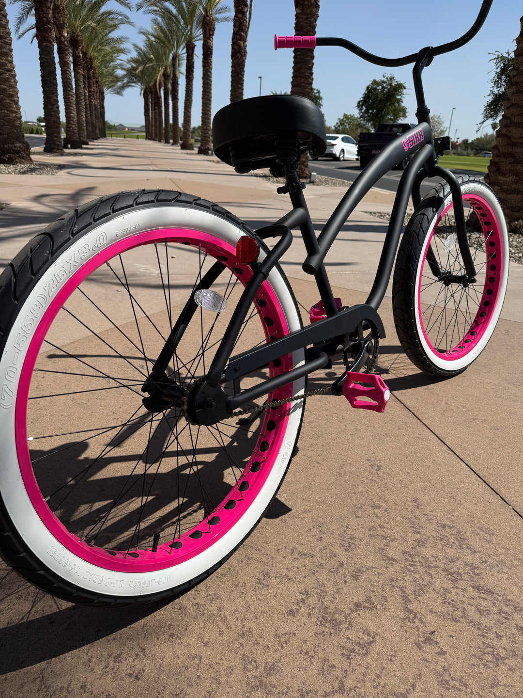 SIKK Wide Ride Ladies - Flat w Pink - Single Speed - SIKK BICYCLES