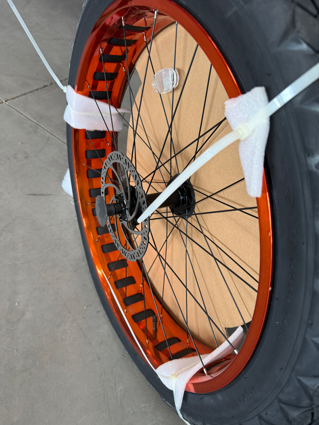 Wheel Discoloration SEE PICTURES SIKK SS Aluminum Frame Flat Black- Copper Wheels 7 Speed UFO Fat Tire Cruiser