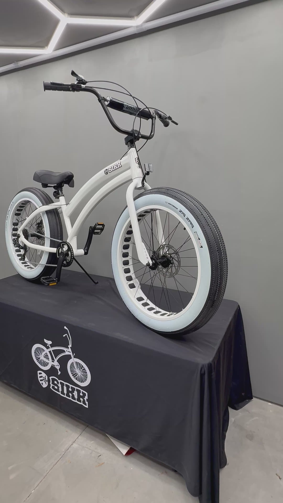 *NEW* UNISEX SIKK SS Aluminum Frame STORMTROOPER 7 Speed UFO Fat Tire Cruiser